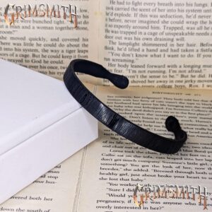 Hand-Forged Damascus Steel Oxidized Viking Cuff Bracelet